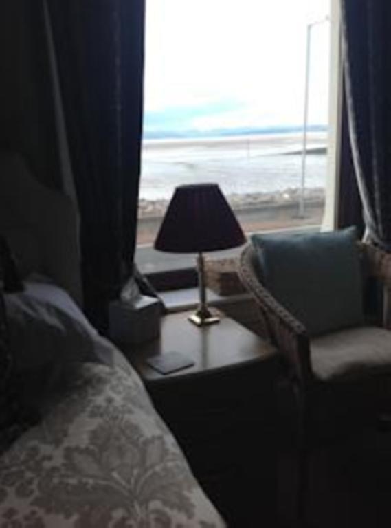 Yacht Bay View Hotel Morecambe Room photo